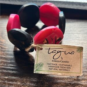 Chic Pink and Black Tagua Nut Women's Bracelet